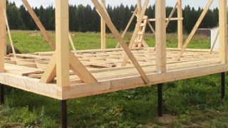 Сарай на винтовых сваях или хозблок на сваях Канск цена от 2520 руб. / шт.